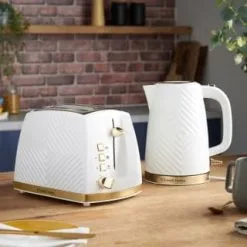 Russell Hobbs Groove Kettle 1.7L - White & Gold -ComfyZone Shop 386648 386947 russell hobbs groove white gold kettle and white gold toaster 1